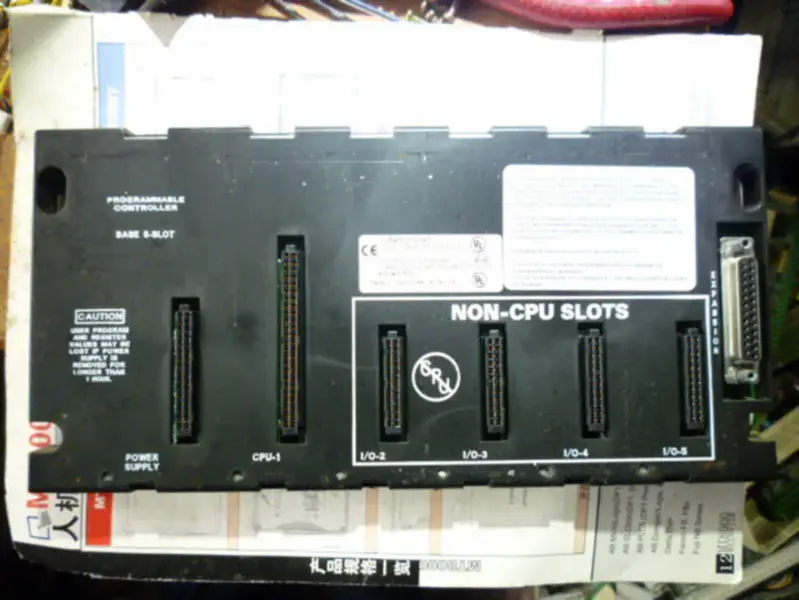 GE Fanuc PLC 90-30 serisi IC693CHS397J