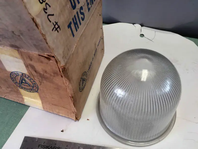 APPLETON GLOBE ŞEFFAF PRIZMATIK 200-300W