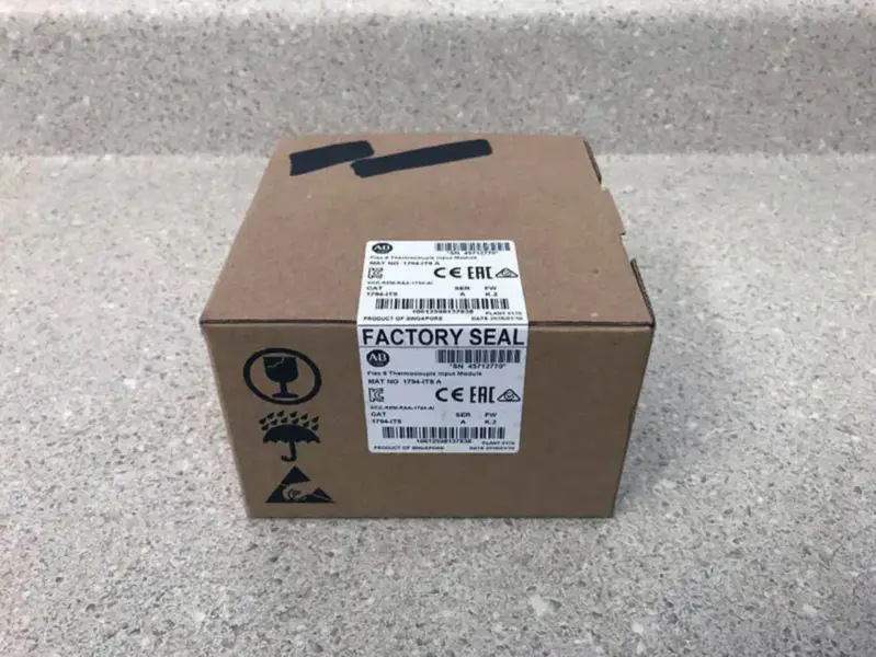 Allen-Bradley 1794-IT8 PLC modülü
