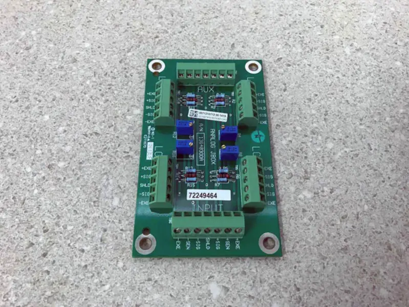 Analog JBox 13640300A