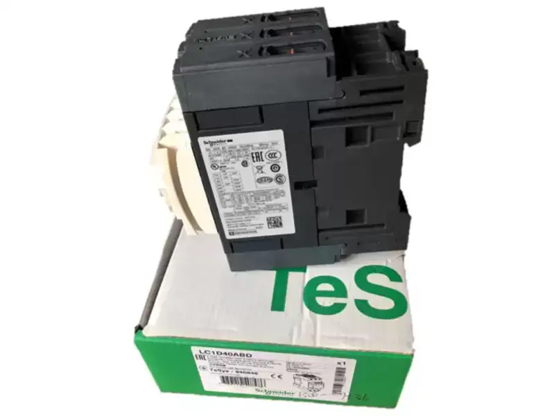 yeni ve orijinal LC1D40ABD 40A 24VDC 3P Schneider DC Manyetik Kontaktör