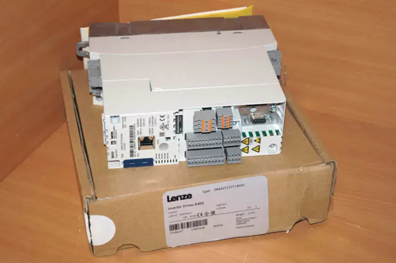 Lenz E84AVTCE3714SX0 İnvertör