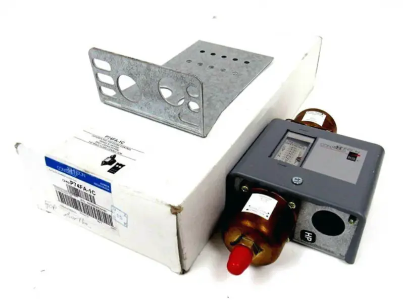 JOHNSON KONTROLLERİ P74FA-1C