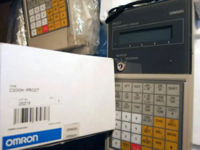 Omron C200H-PRO27 PLC modülü