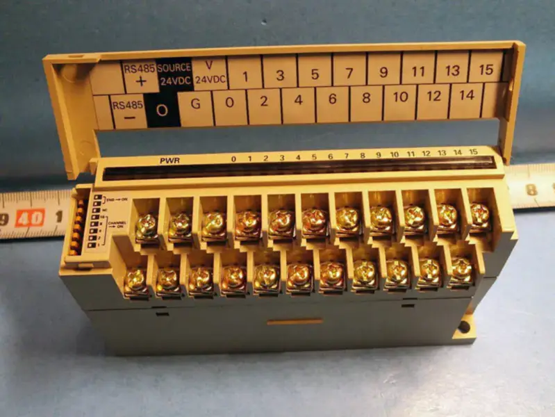 OMRON G730-VID16-B PLC modülü