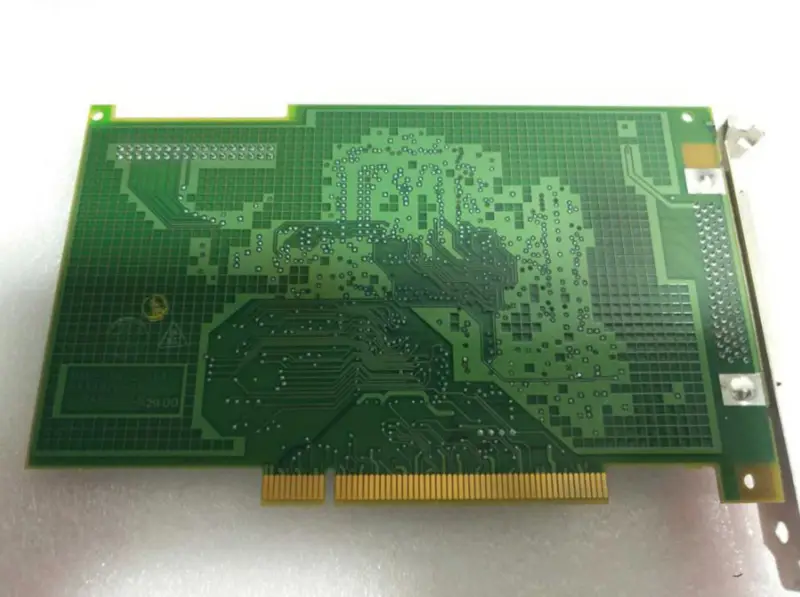 NI PCI-DIO-32HS 183480B-01 anakart