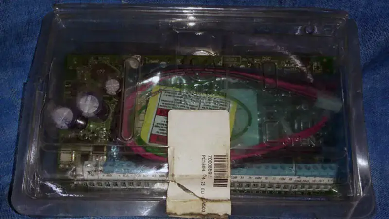 DCS PC1864