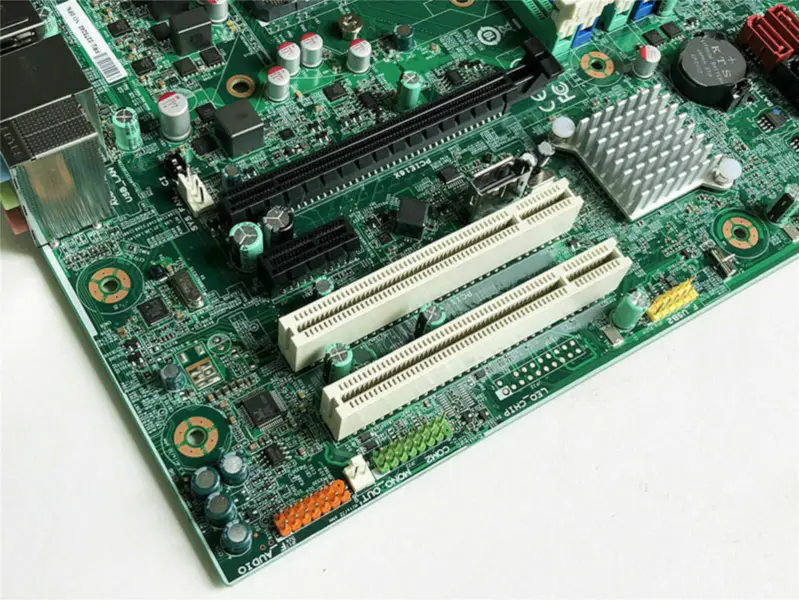 Lenovo 03T8240 anakart