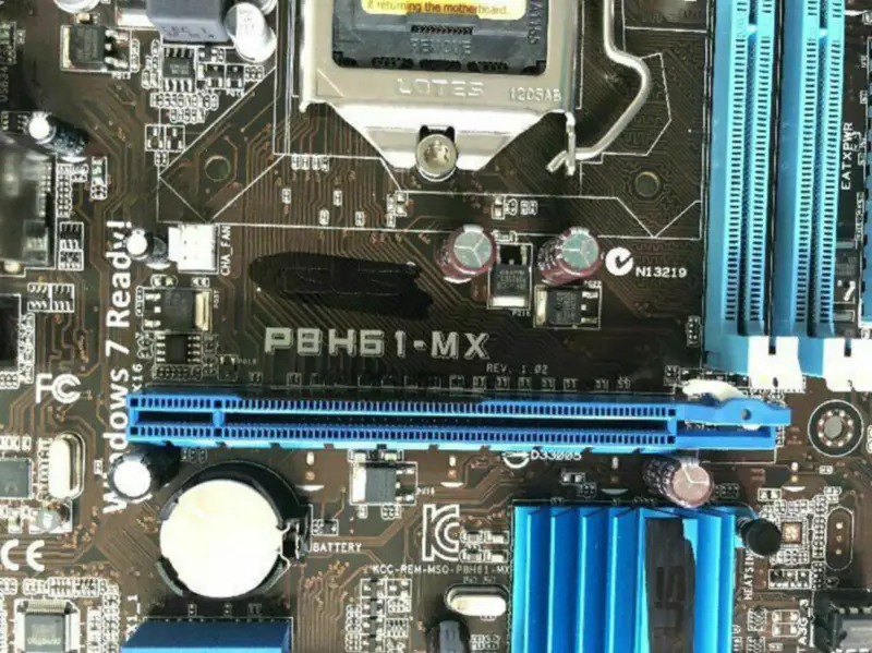 Asus P8H61-MX MicroATX anakart
