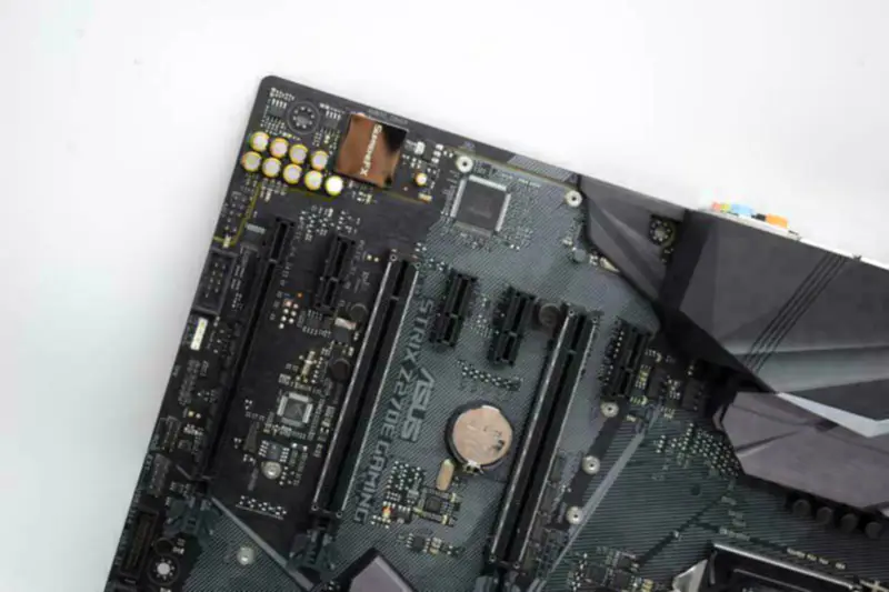 Asus STRIXZ270EGAMING anakart