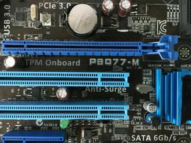 Asus P8Q77-M anakart
