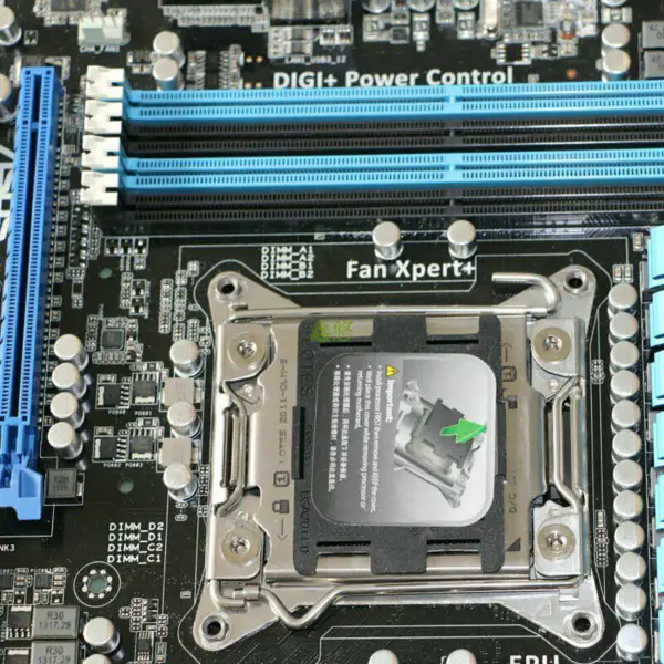 Asus P9X79LE anakart