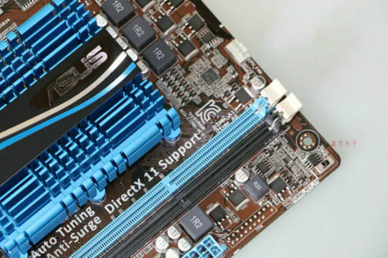 Asus E35M1-M anakart