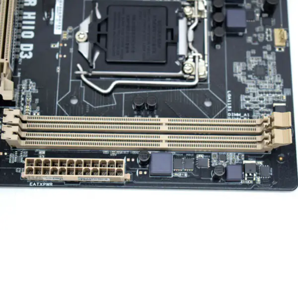 Asus TROOPERH110D3 anakart