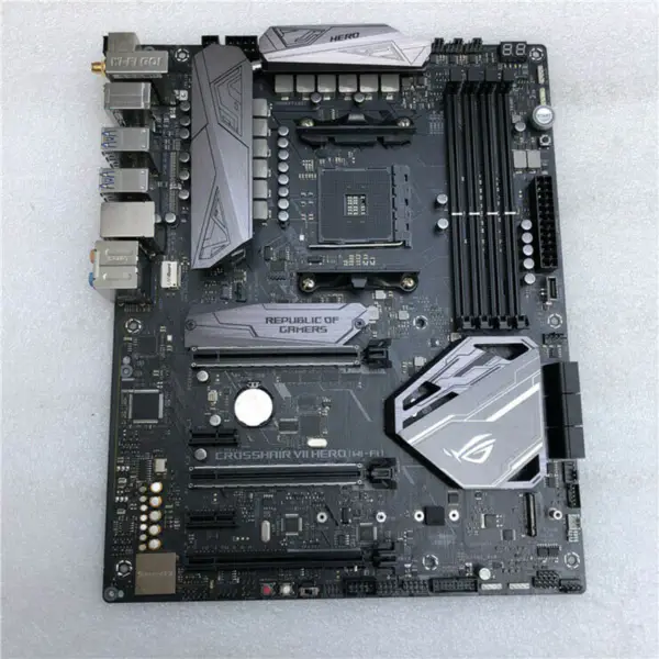 Asus CROSSHAIRVIIHERO(WIFI) anakart
