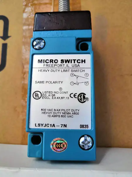 HONEYWELL LSYJC1A-7N PLC modülü