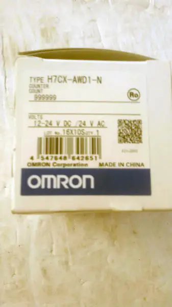 Omron H7CX-AWD1-N PLC modülü