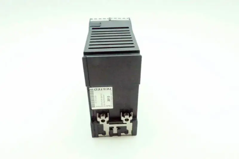 SCHMERSAL SRB301HC/R-24V Güvenlik Kontrolörü