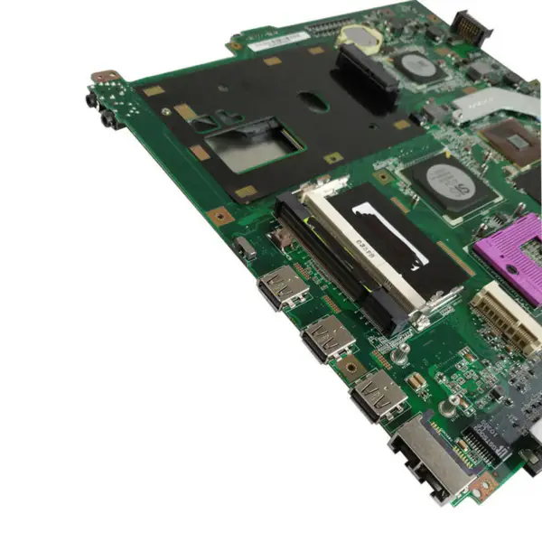 Asus 90R-NSSMB1200Y ATX anakart