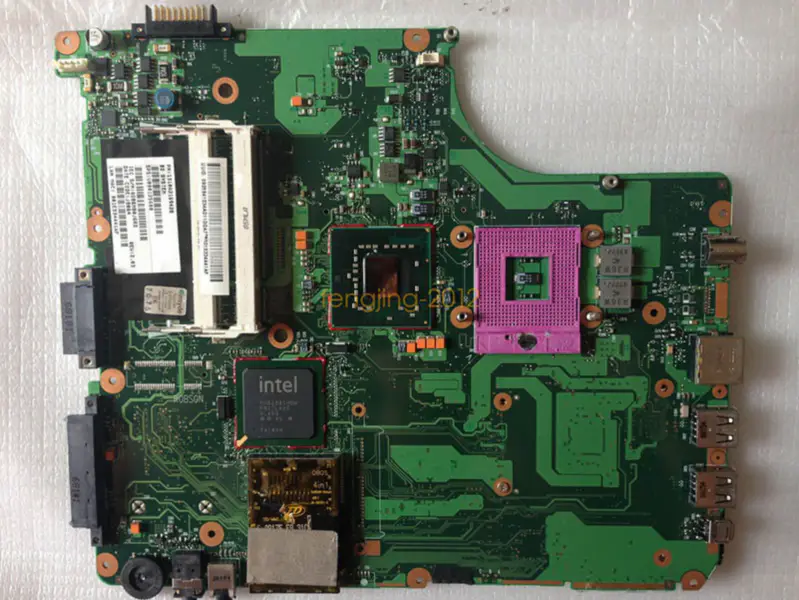 Toshiba V000125600 ATX anakart