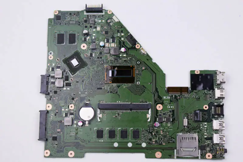 Asus 60NB04T0-MB8500 ATX anakart