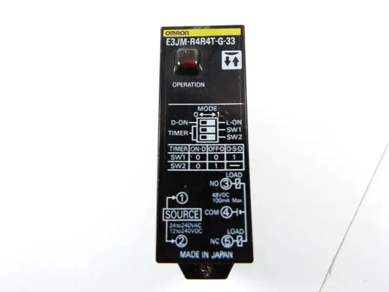OMRON E3JM-R4R4T-G-33 Fotoelektrik Sensör