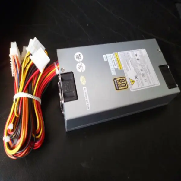 FSP AT -5V 1U P8P9 Anma 300W Tepe 450W Anahtarlama Güç Kaynağı FSP300-601U SPI3001UH
