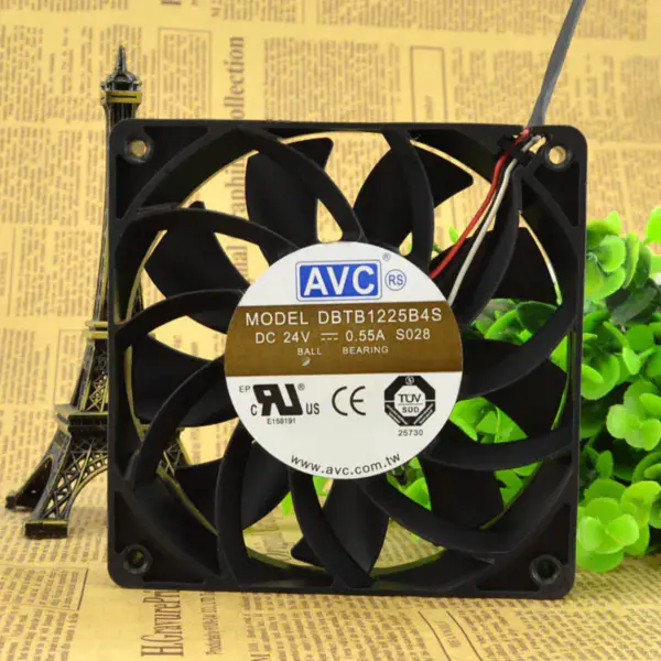AVC DBTB1225B4S 12CM 12025 24V 0,55A 3 telli fan