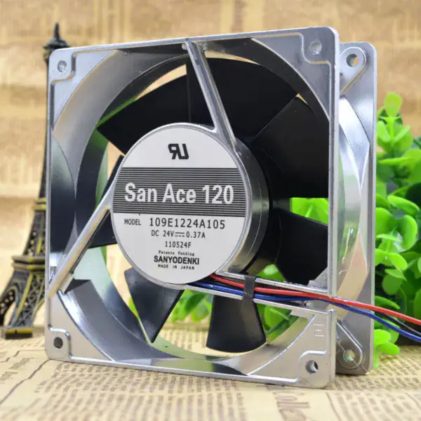 Sanyo 109E1224A105 24V 0.37A 12cm 12038 fan