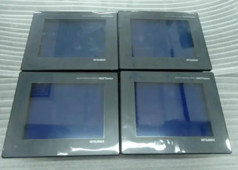Mitsubishi GT1000 serisi GT1050-QBBD-C