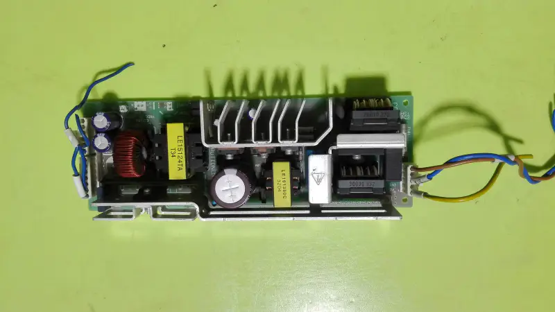 Cosel LEA150F-24 Güç kaynağı