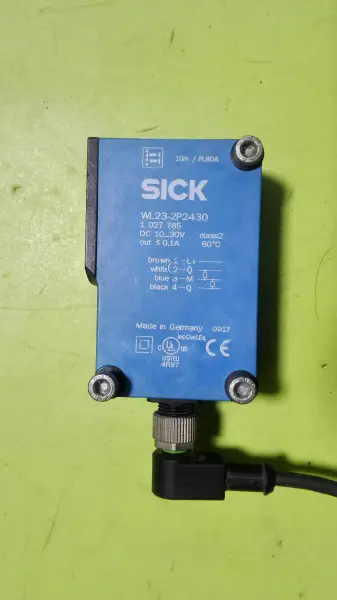 SICK WL23-2P2430 Sensör