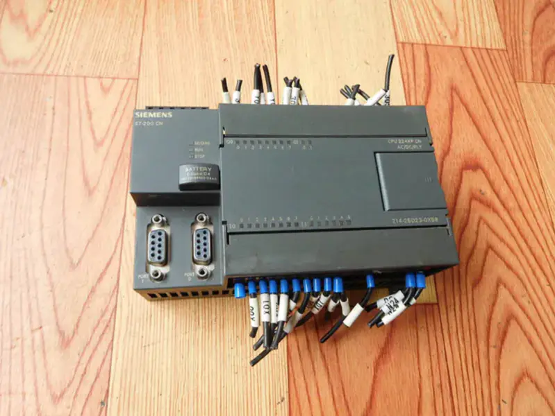 Siemens PLC 6ES7 214-2BD23-0XB8