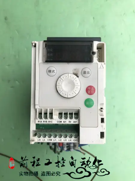 ATV303H075N4 Schneider ATV303 0.75kw/380v