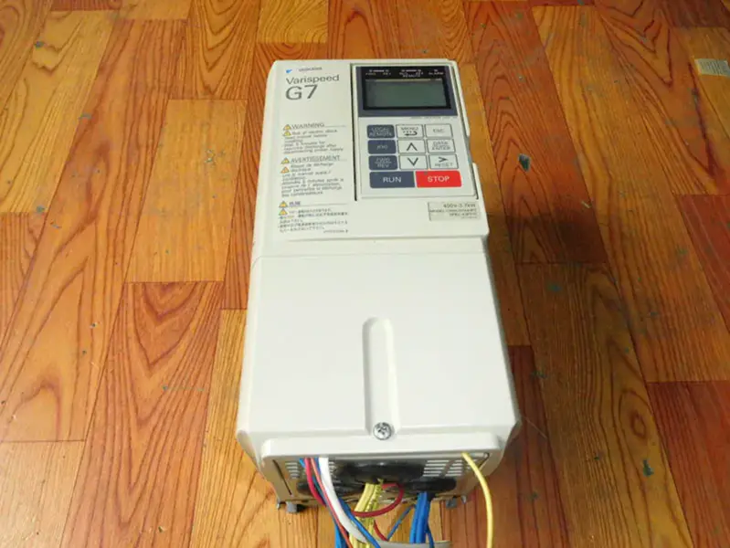 YASKAWA G7 CIMR-G7A43P7 380V 3.7KW