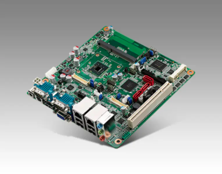 Advantech In-tel Atom D2550 CRT/2LVDS, 6COM ve Çift LAN bağlantı noktalı Mini-ITX