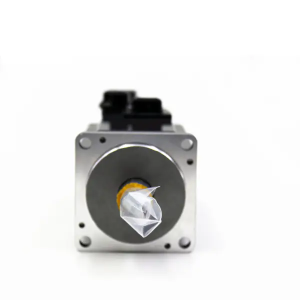 Mitsubishi Endüstriyel Otomasyon için 0.4kw Servo Motor 1 Yeas 50/60hz Üç fazlı IE 4 HF-KP43BK 111V Tamamen Kapalı JP
