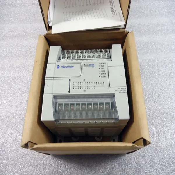 Almanya'da üretilen Orijinal Yeni PLC Kontrol Cihazı FX2N-32MR-D