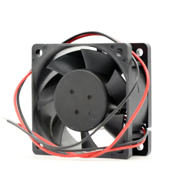 Orijinal Delta 60*60*25MM 12V 0.15A 1.68W AFB0612H 4205RPM Kilitli Rotor Korumalı Tüpaksiyel soğutma fanı