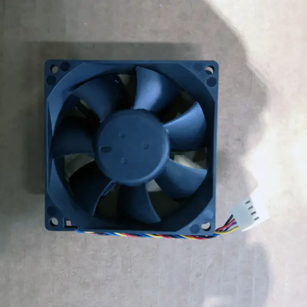 Delta AFB0812MB 8015 12V 0.17A 8CM 8cm 2 telli sessiz bilyalı soğutma fanı