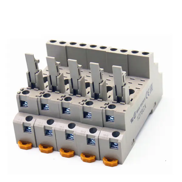 Ucuz Fiyat Omron PLC Terminal Konnektörü P2RF-08-E