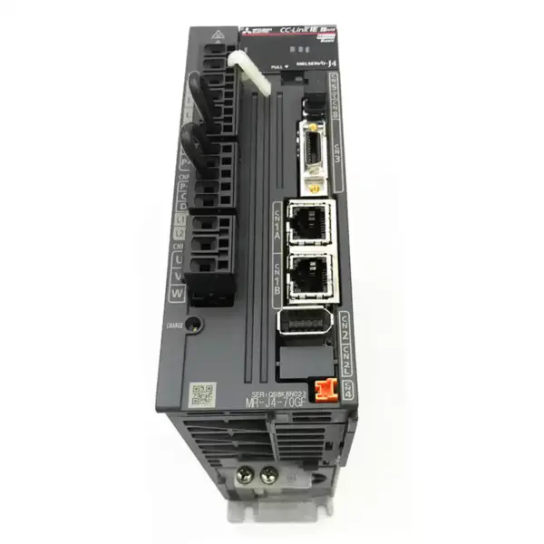 Mitsubishi MR-J4 MR-J4-70GF Servo Sürücü