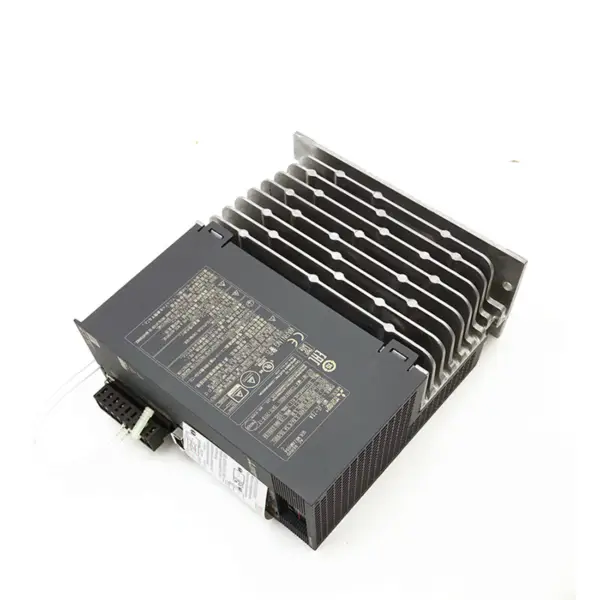 Mitsubishi MR-JE MR-JE-70-A Servo Sürücü MR-JE-70 MR-JR-A MR-JE-70A