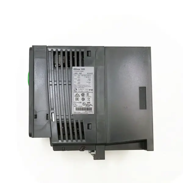 ATV320 Serisi AC Sürücüler İnvertör ATV320U15N4C Schneider Tip C2 EMC Filtresi için 1.5KW Endüstriyel Otomasyon Üçlü IP20