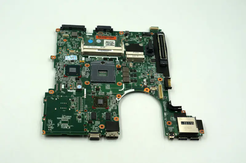 HP 646965-001 8560P 6560B QM67 Anakart