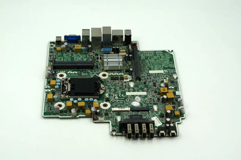 HP 8300 Elite 656939-001 711787-001/501/601 656937-002 Anakart