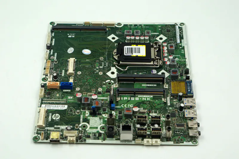 HP TouchSmart 520 220 AIO 696484-001 705028-001 705028-501 705028-601 IPISB-NK Anakart