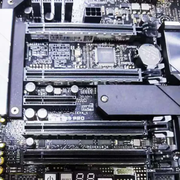 Asus İş İstasyonu Anakartı İçin Ws X299 Pro Ddr4 4133mhz Çift M.2 ve M.2 Soğutucular U.2 ve Usb 3.1 Gen 2 Bağlantı Noktaları ile 2066 Atx