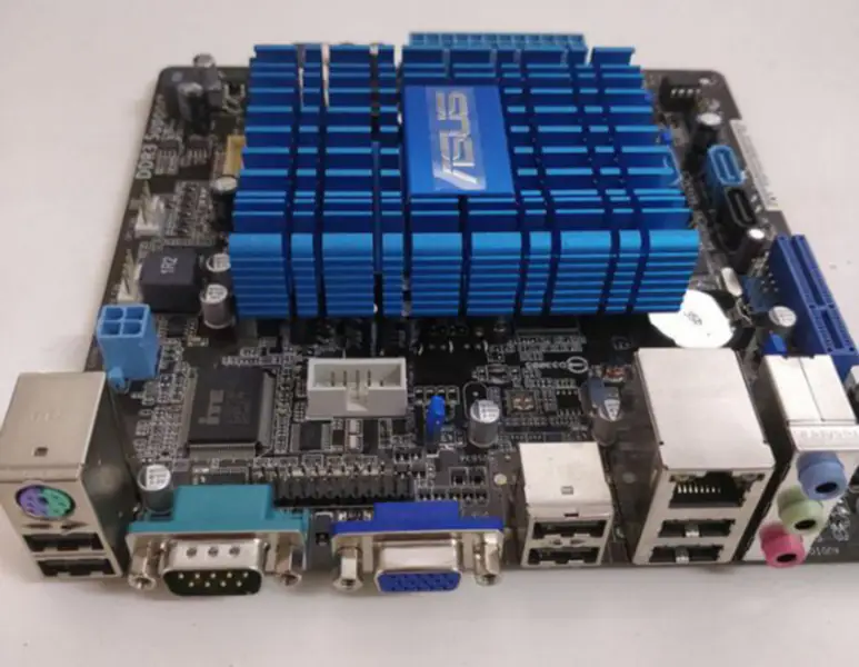 Asus AT5NM10T-I/NA/SI Anakart