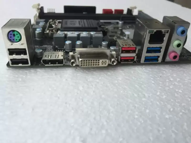 ECS B360H4-MI Anakart B360 Chipset Mini-ITX